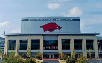 Donald W Reynolds Razorback Stadium